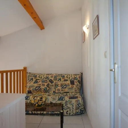 Casa de Férias Pavillon Pour 6 Pers Avec Terrasse Ombragee, 800m De La Plage, Parking Prive, Animaux Acceptes - Fr-1-229d-219